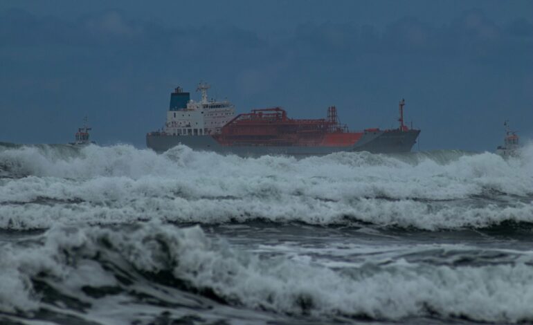 Fuel Bunkering Operations: Safeguarding Safety and Enhancing Efficiency